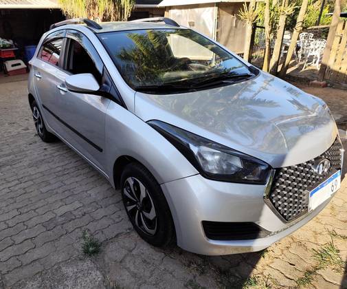 HYUNDAI HB20 1.6 COMFORT PLUS 16V FLEX 4P AUTOMÁTICO HYUNDAI HB20 1.6 COMFORT PLUS 16V FLEX 4P AUTOMÁTICO